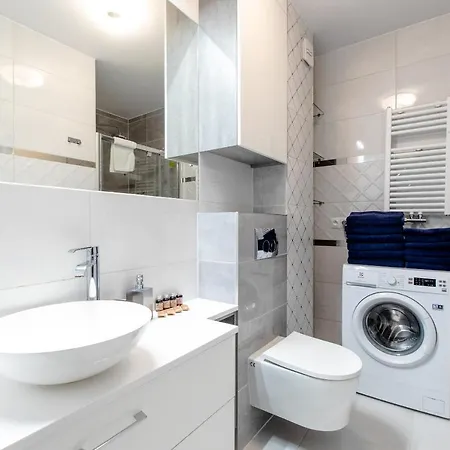 Apartment Klifowa 82 *